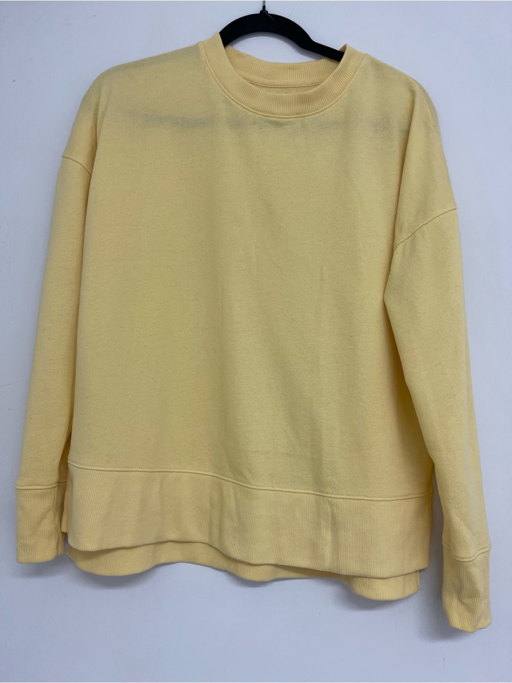 Time and Tru Pale Yellow Crewneck Sweater/Swaetshirt
